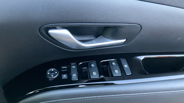 Hyundai TUCSON 1.6 TGDi Hybrid 230 Premium 5dr 2WD Auto Hybrid Estate